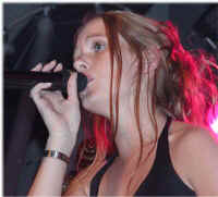 RikkeB01-03.jpg (27934 byte)